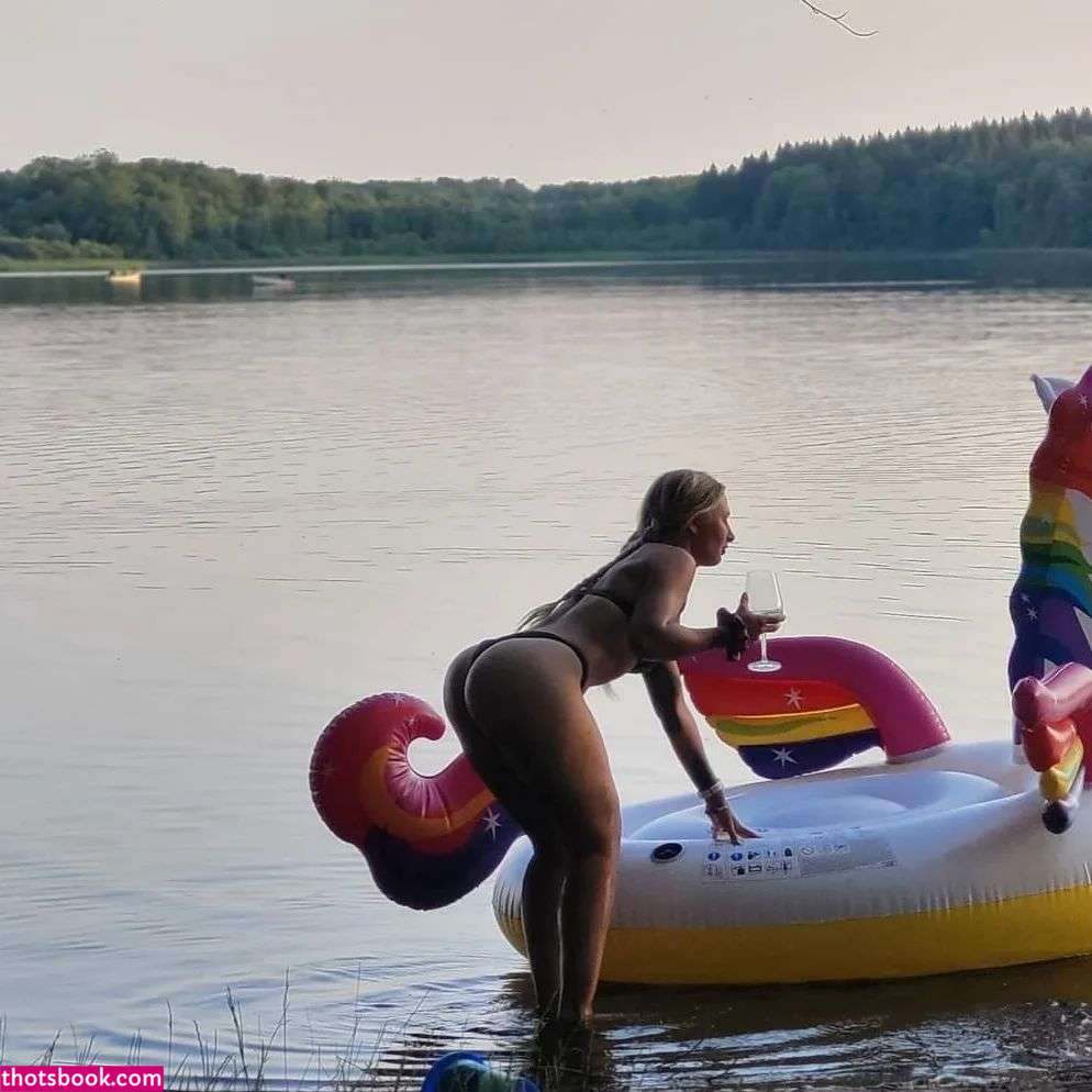 Johanna Juhlin Photo #2