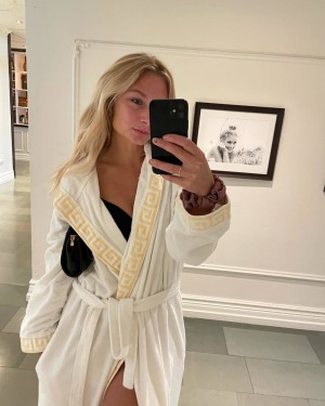 Johanna Juhlin Post #7