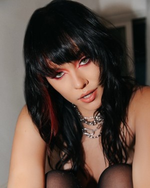 Taylor Upsahl Photo #20