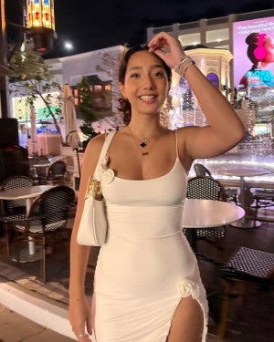 Sabrina Pezeshkian Photo #50