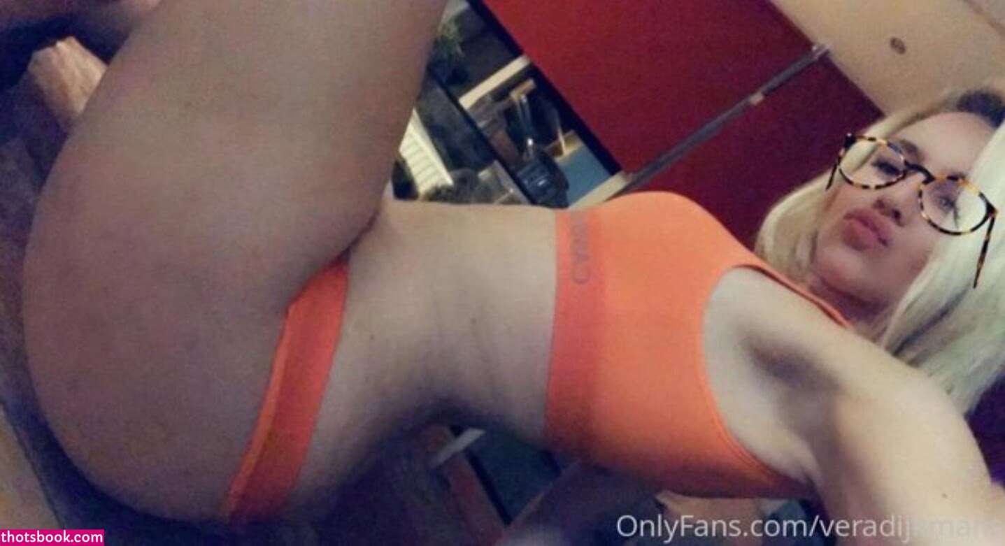 Vera Dijkmans Photo #288