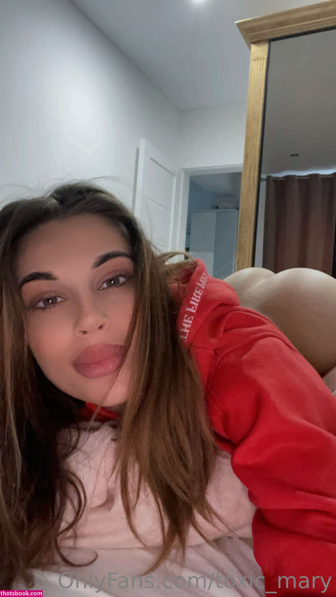 Toxic Mary Photo #147