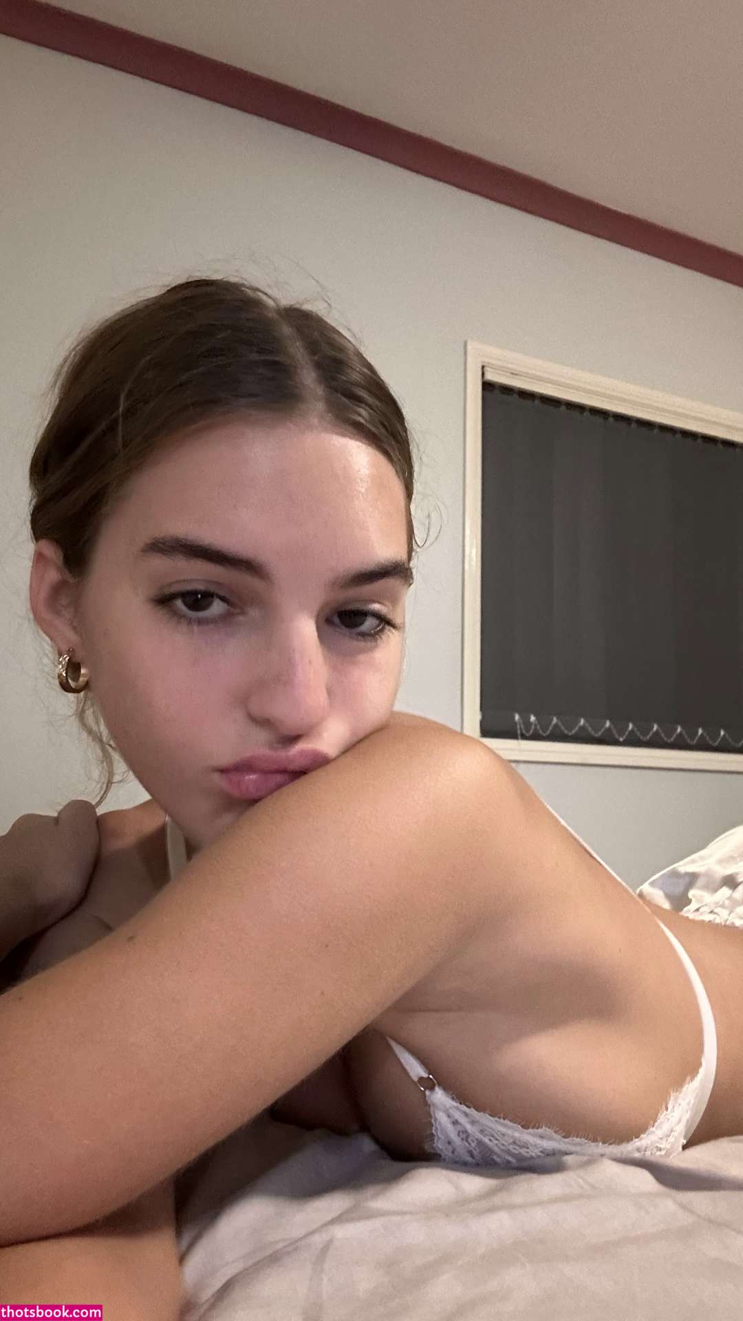 Emily Feld Photo #139