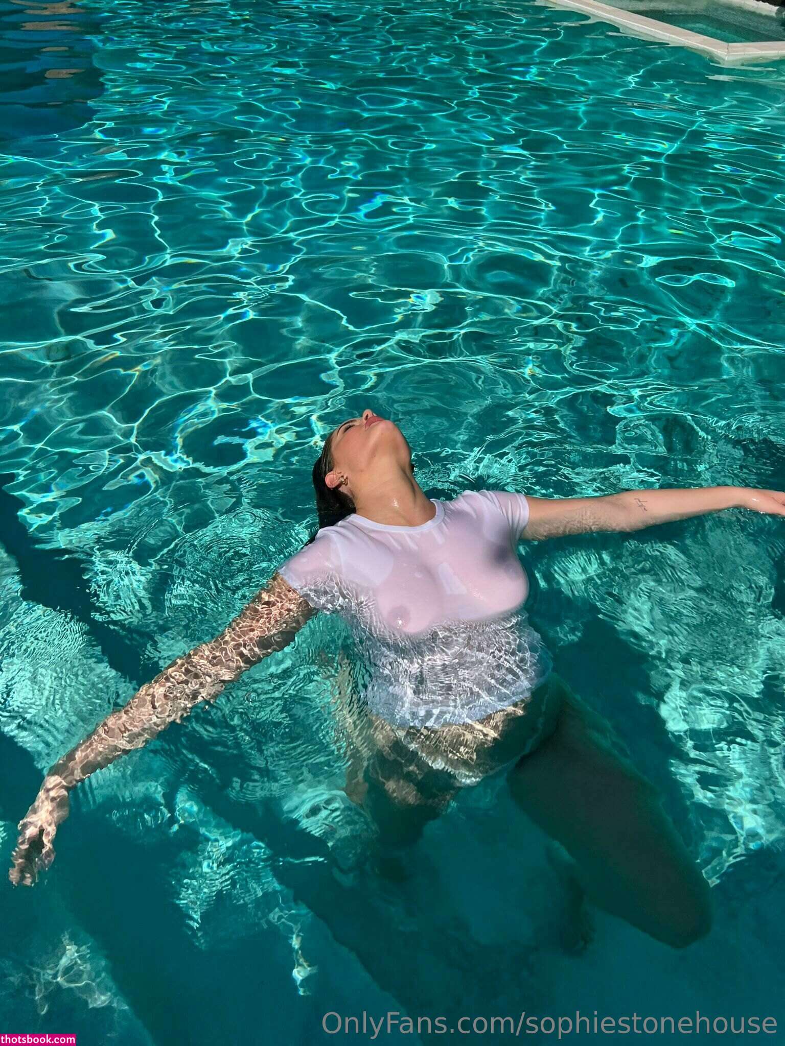 Sophie Stonehouse Photo #34