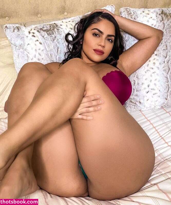 Therealrebeccaj Photo #24