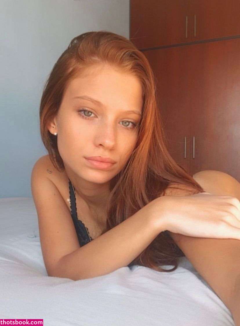 Victoria Biocca Photo #23