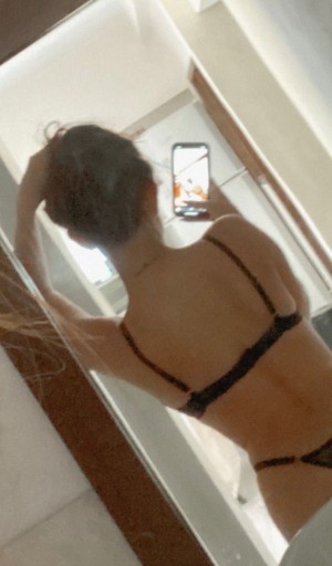 Victoria Biocca Photo #31