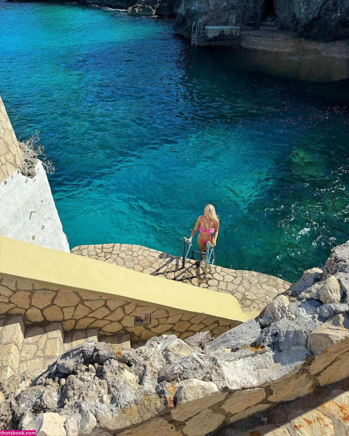 Ziennaeve Photo #132