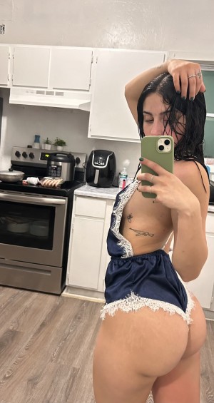 Angela Alvarez Photo #244