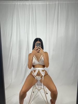 Angela Alvarez Photo #252