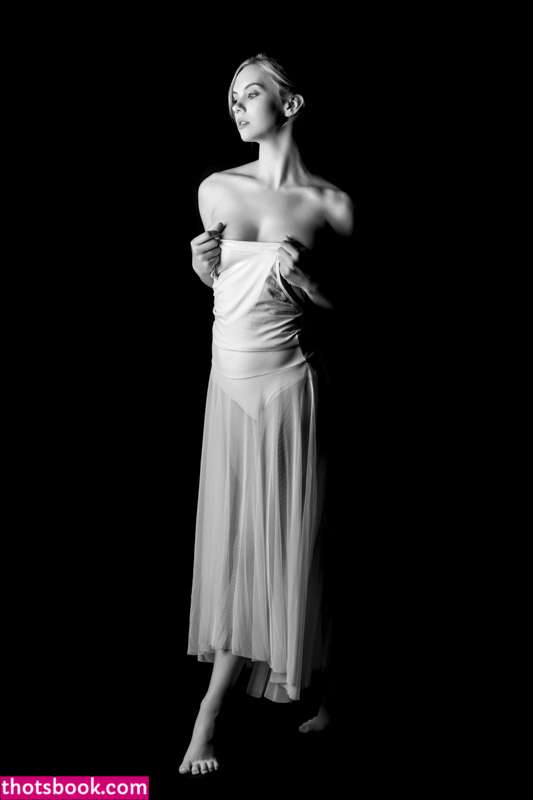 Kayla Coyote Photo #42