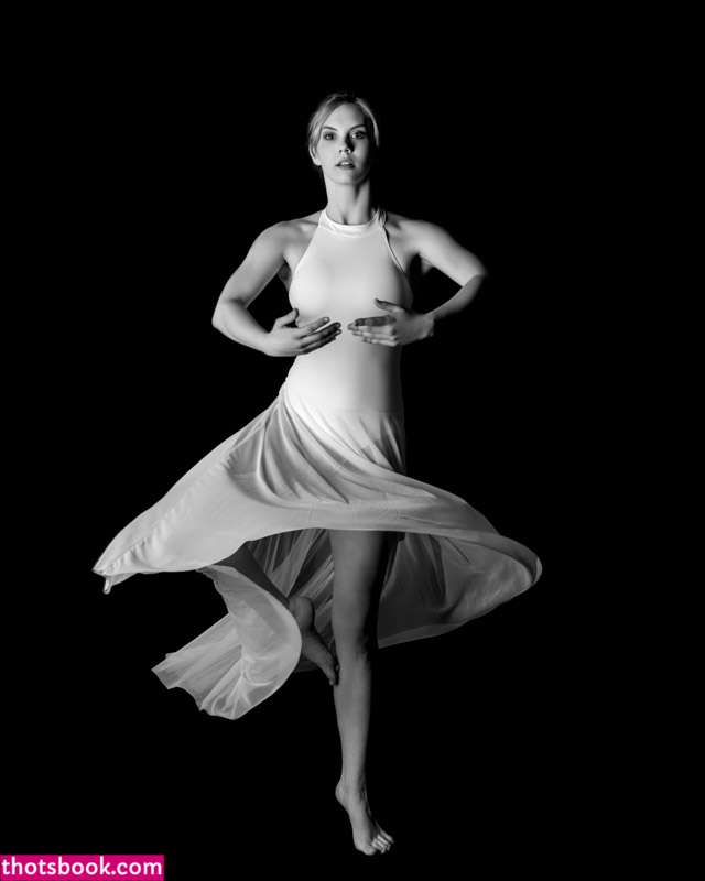 Kayla Coyote Photo #57