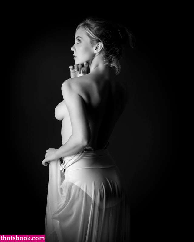 Kayla Coyote Photo #63