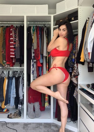 Emma Glover Photo #357