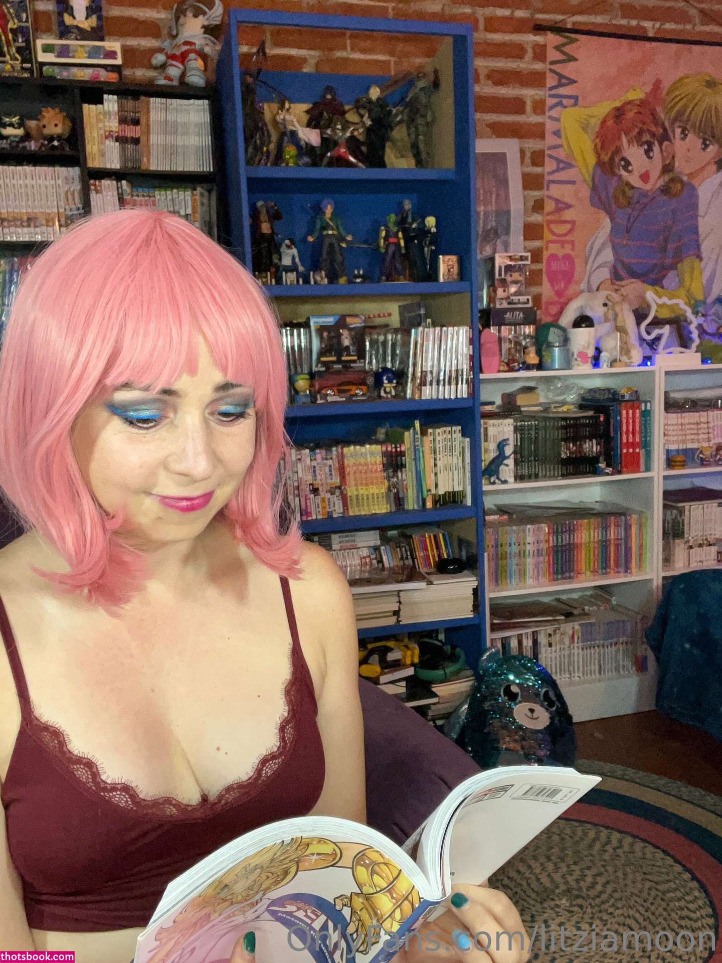 Litzia Moon Photo #39