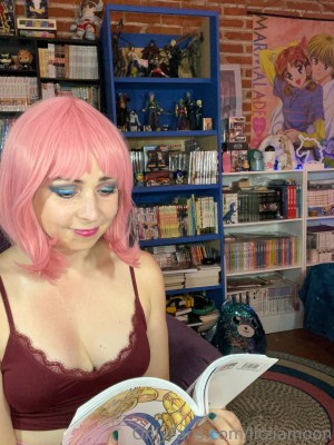 Litzia Moon Photo #39