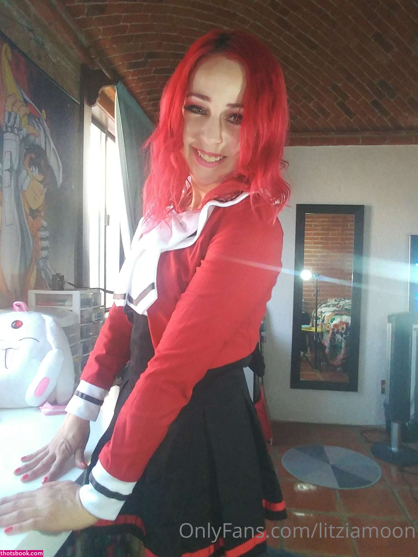 Litzia Moon Photo #78