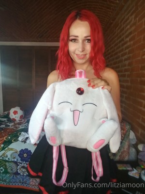 Litzia Moon Photo #82