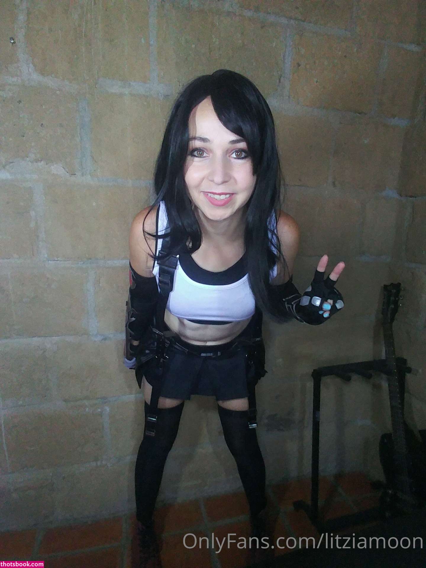 Litzia Moon Photo #111