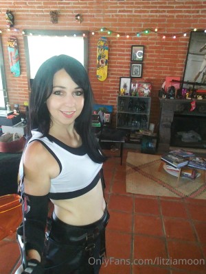 Litzia Moon Photo #110