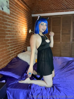 Litzia Moon Photo #165