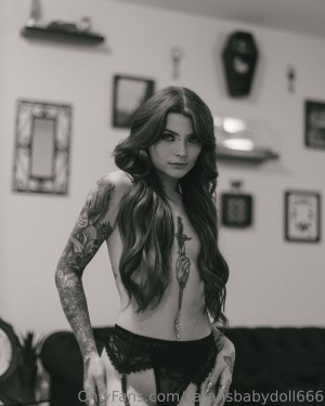 Justine Schiavone Photo #92