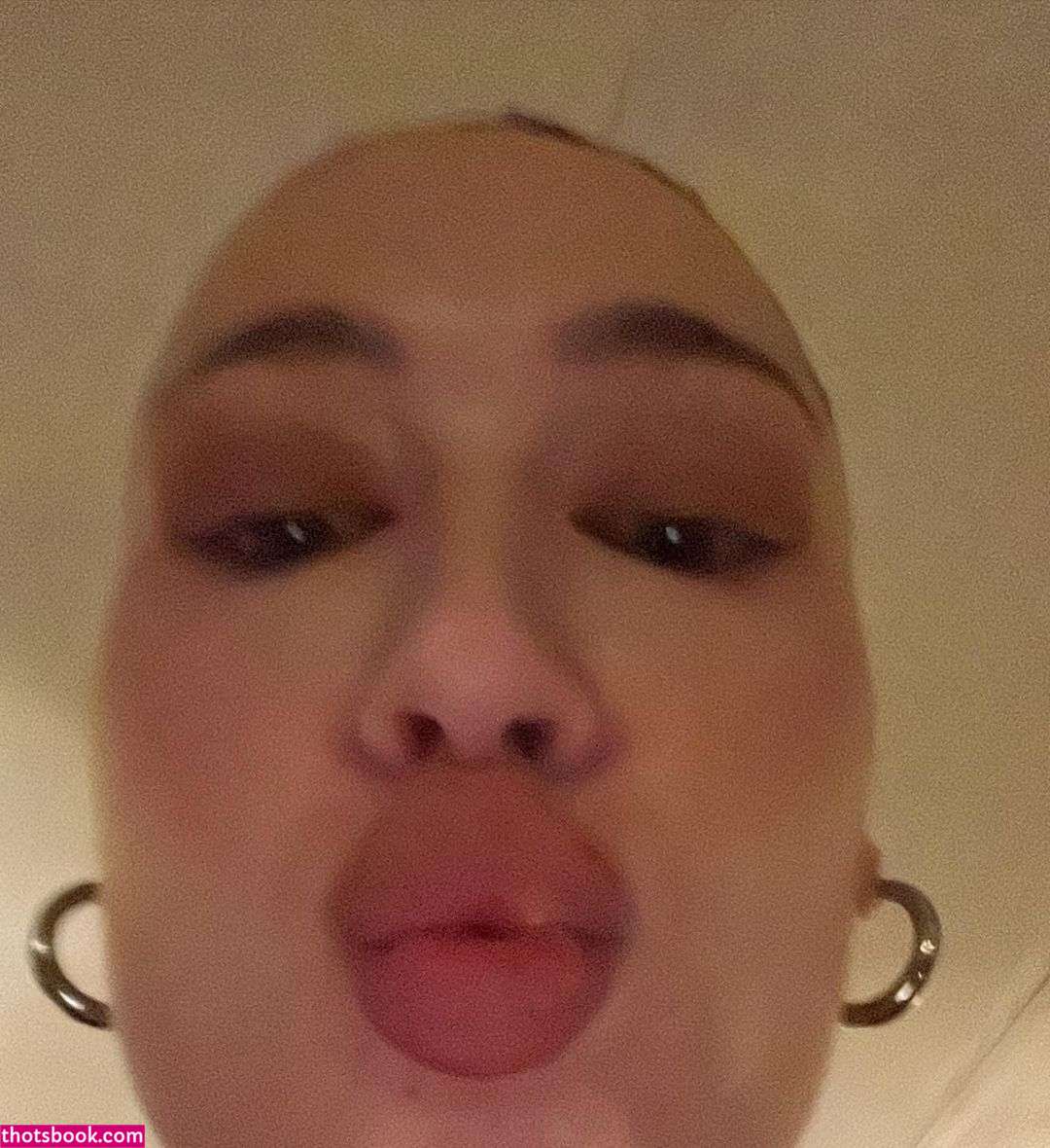 Elsie Hewitt Photo #92