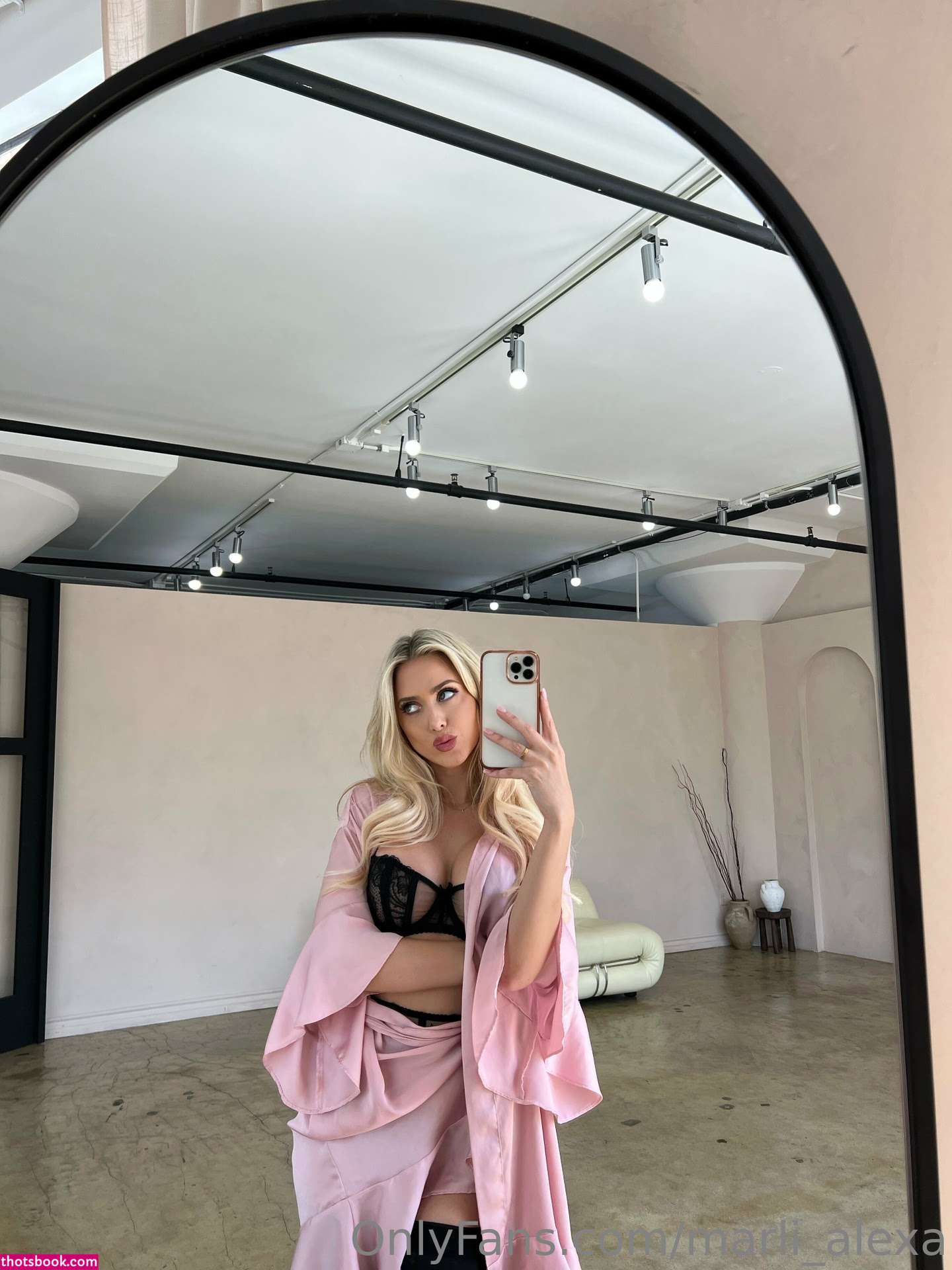 Marli Alexa Photo #25