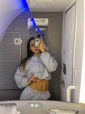 Mikaela Lafuente Post #25