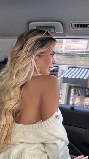 Emily Elizabeth Photo #186