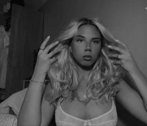 Hannah Bystrom Photo #19