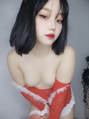 Mizaki Levi Photo #2