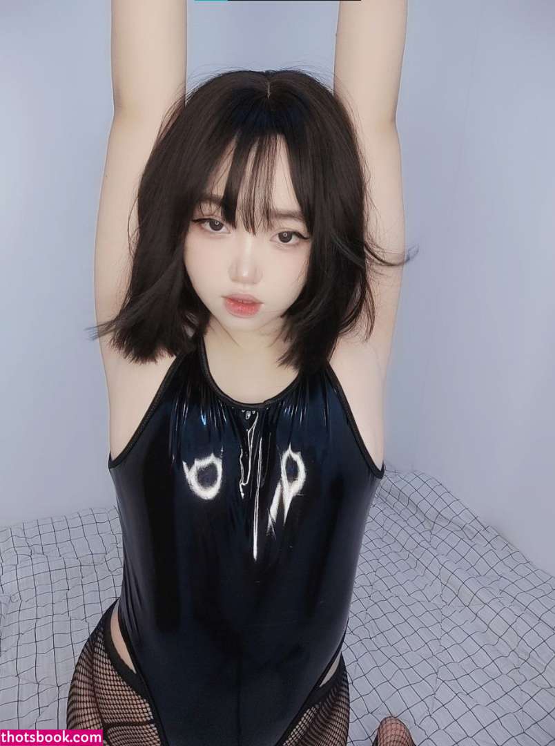 Mizaki Levi Photo #78