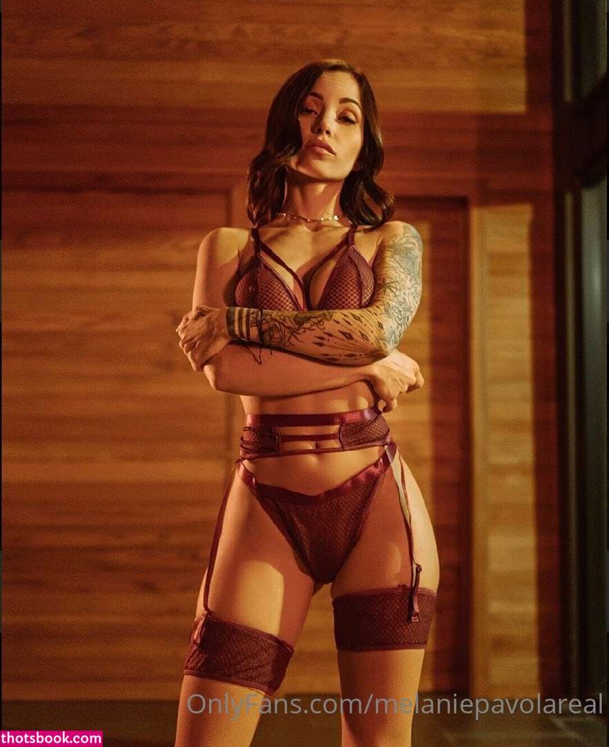 Melanie Pavola Photo #109