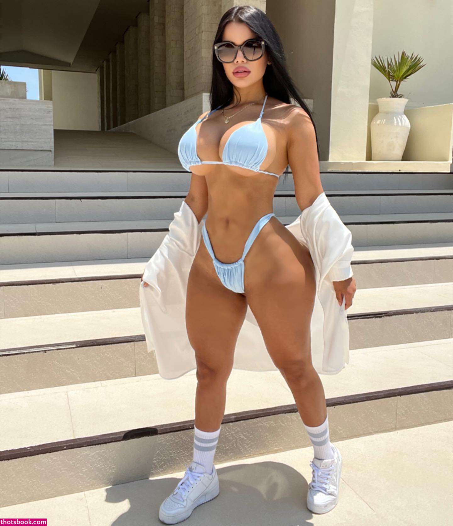 Anggy Lotito Photo #4