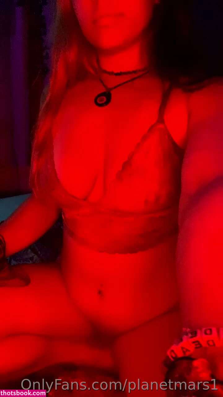 Kali Molzon Photo #38