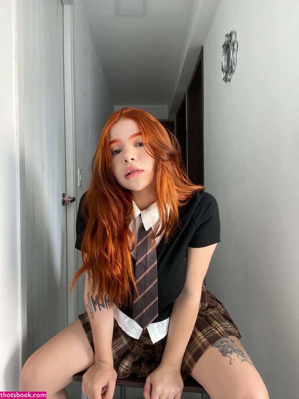 Olivia Elfie Photo #17