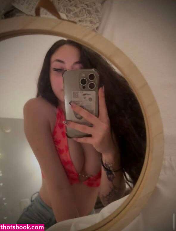 Islawhitlock Photo #3