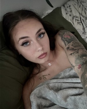 Islawhitlock Photo #46