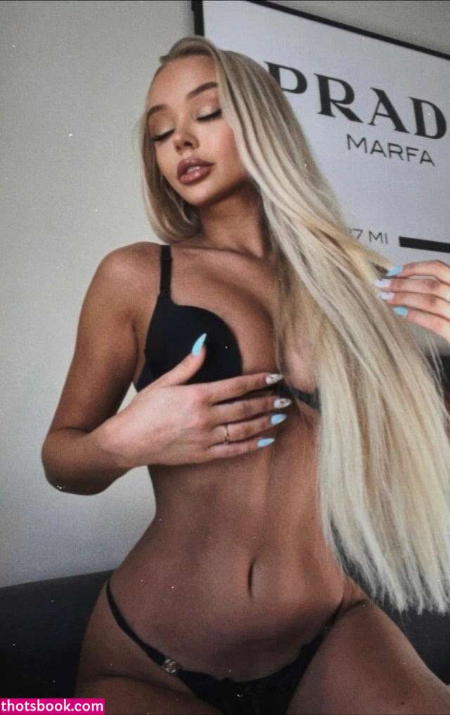 Lisa Pedersen Photo #2