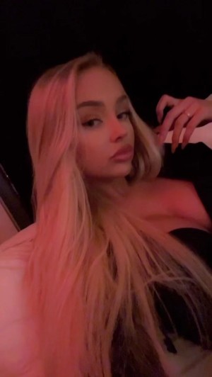 Lisa Pedersen Photo #17