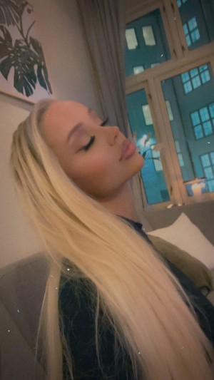 Lisa Pedersen Photo #36