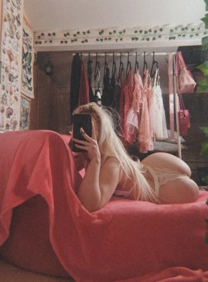 bebetocooo Photo #17