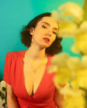 Clararunaway Photo #4