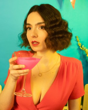 Clararunaway Photo #6