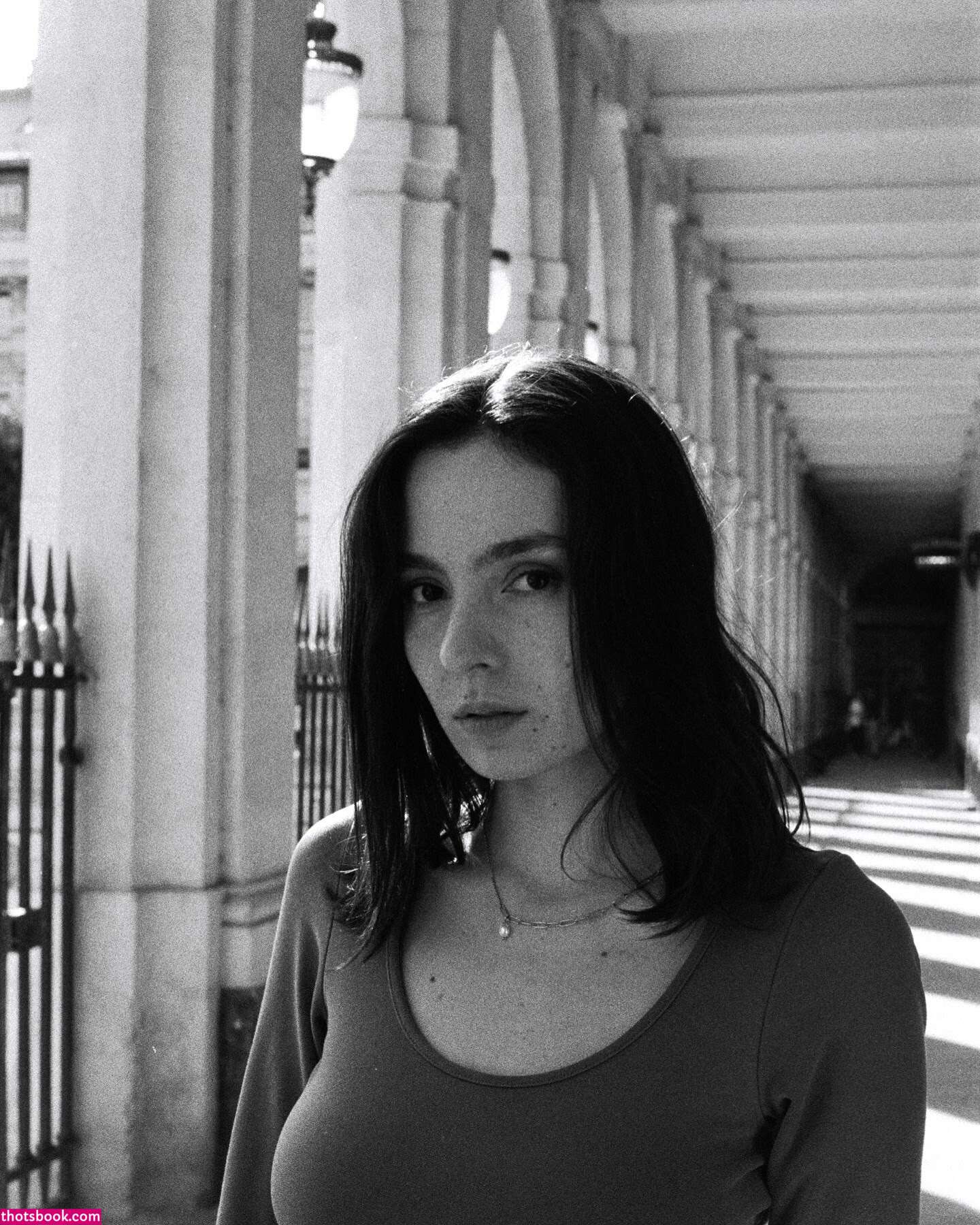 Clararunaway Photo #19