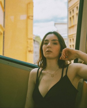 Clararunaway Photo #20