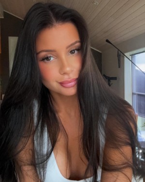 itsmollyofficial Photo #7