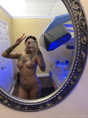 Julie Walter Photo #7