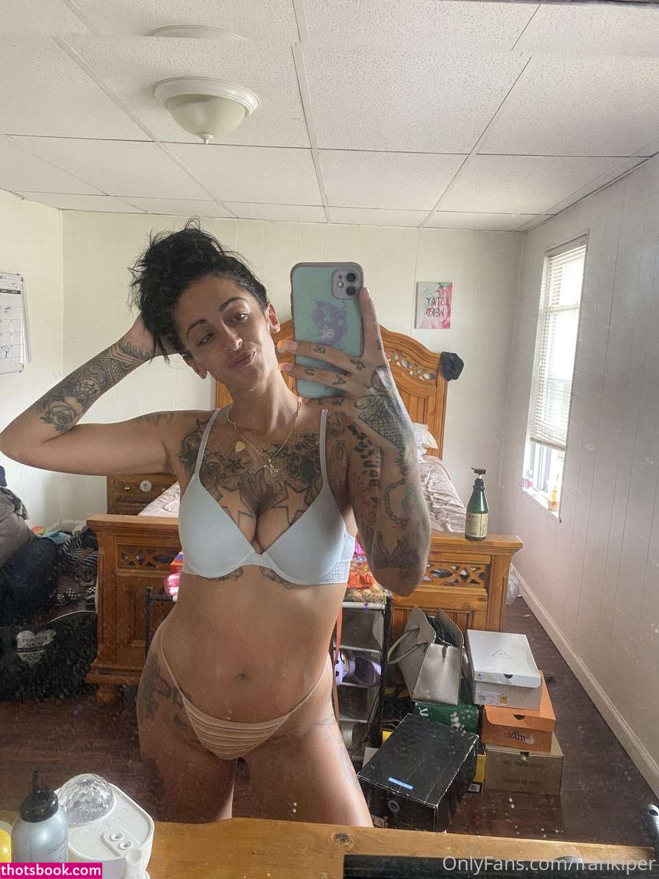 Julie Walter Photo #16